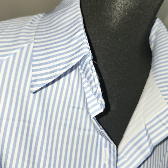 NWOT blue Striped Long sleeved Womens Blouse - Picture 3 of 5